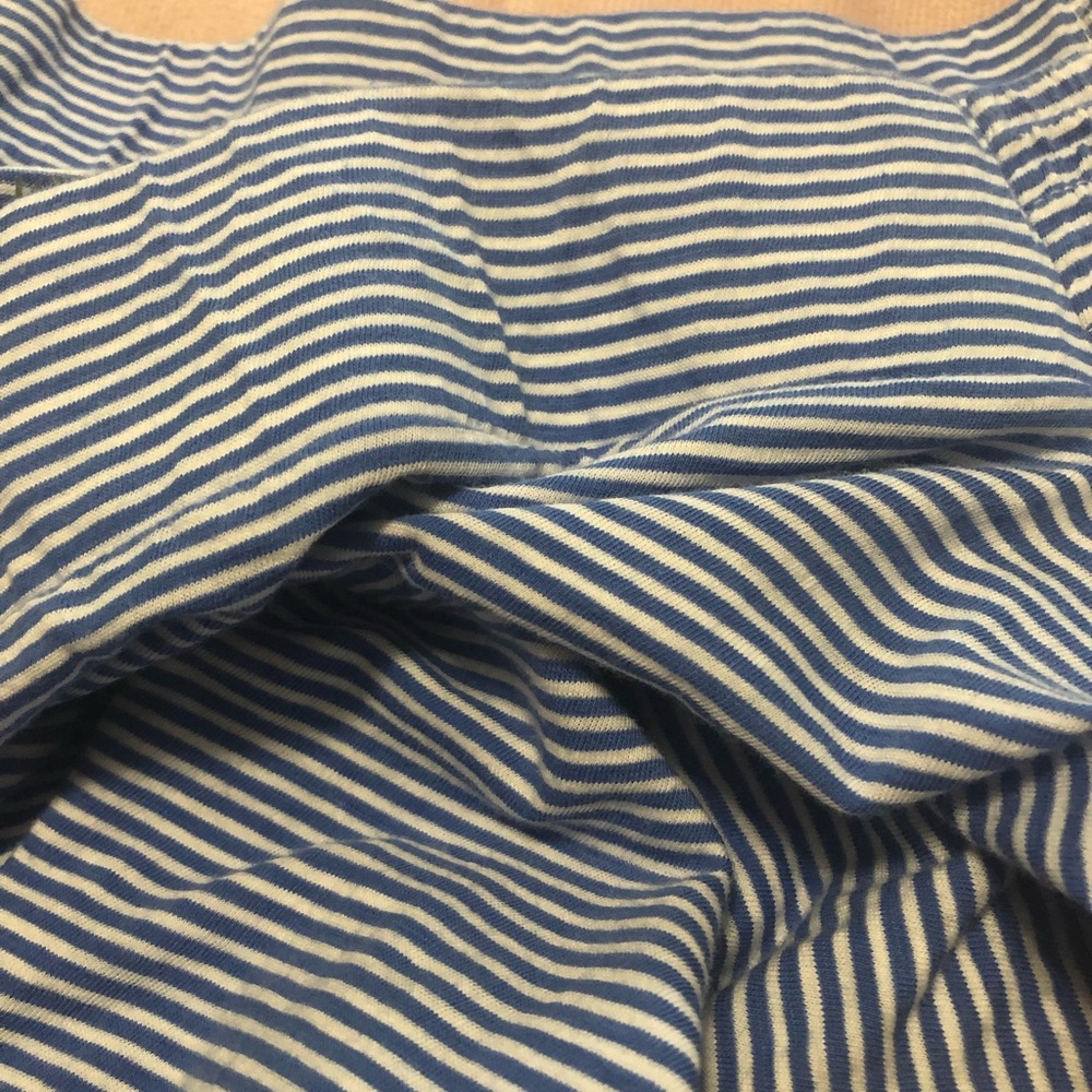 Beautiful top - Picture 4 of 5